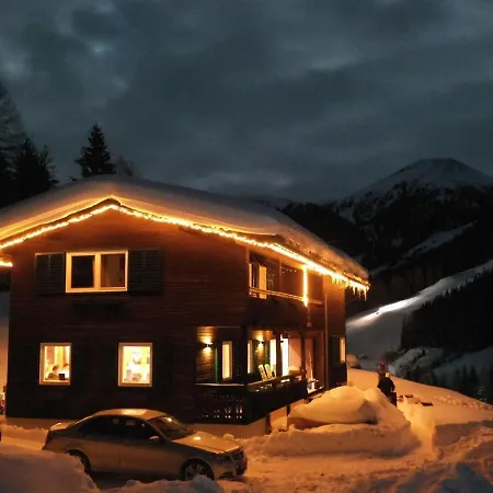 Beautiful And Very Luxurious In Walking And Skiing Area