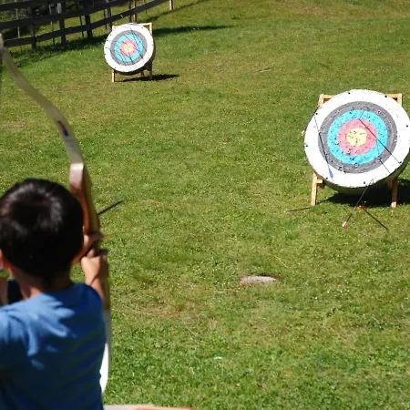 Beautiful And Very Luxurious In Walking And Skiing Area Alpesi faház